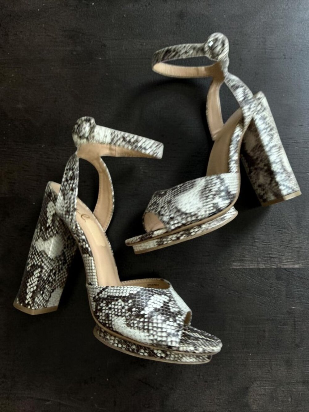 LULUS Platform Gray White Snake Print Heels Size 7